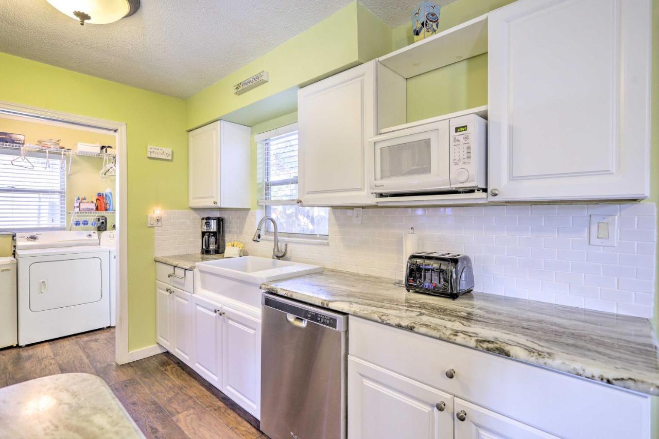 Cape Canaveral Cottage With Hot Tub Walk To Beach Экстерьер фото